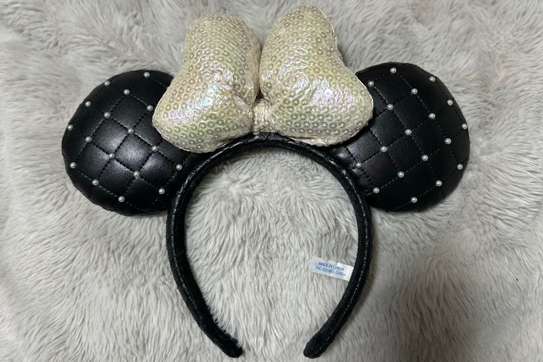 ディズニーカチューシャ　ファー、レザーキルティング、レインボーストーンの3種