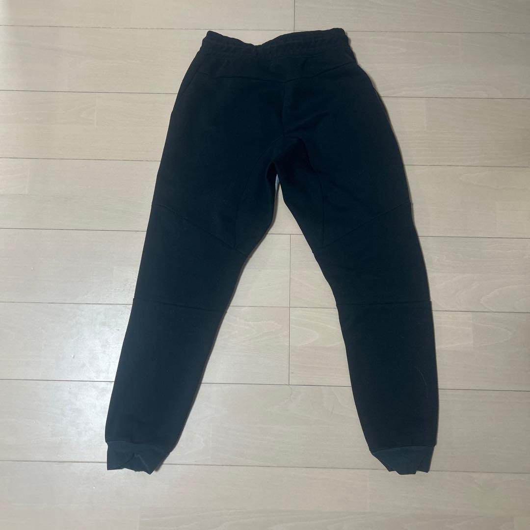 NIKE テックフリース　黒グレー