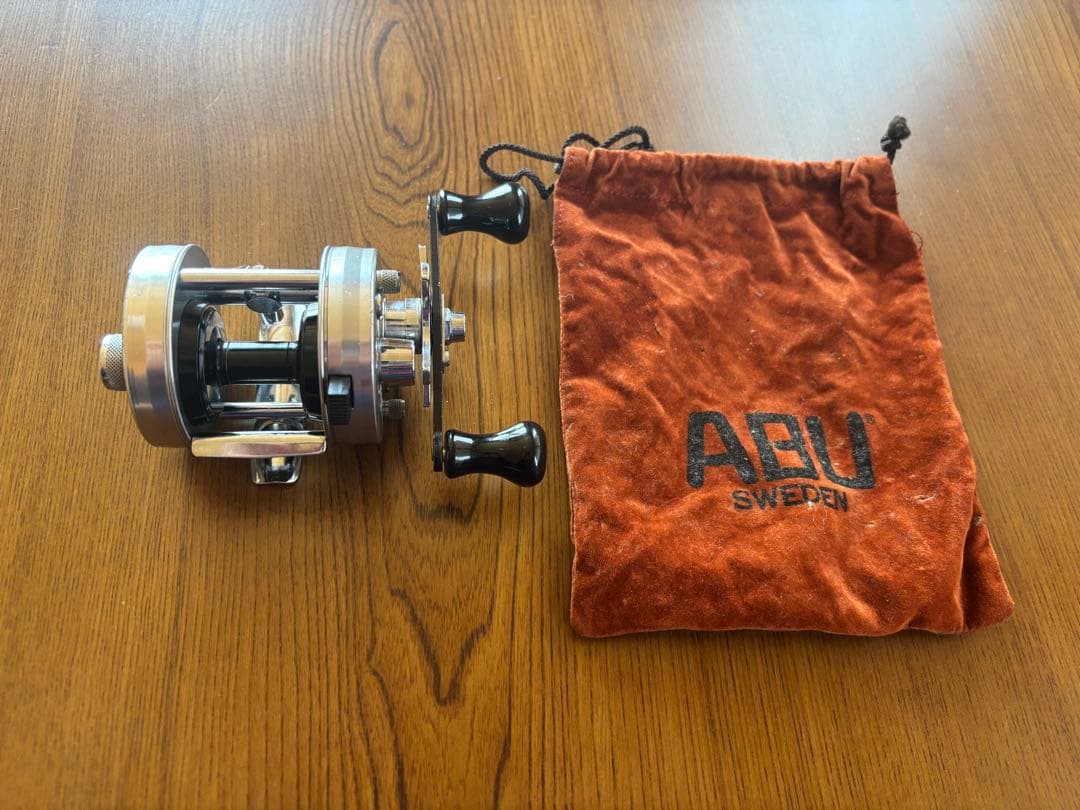 リール ABU ambassadeur 2500C