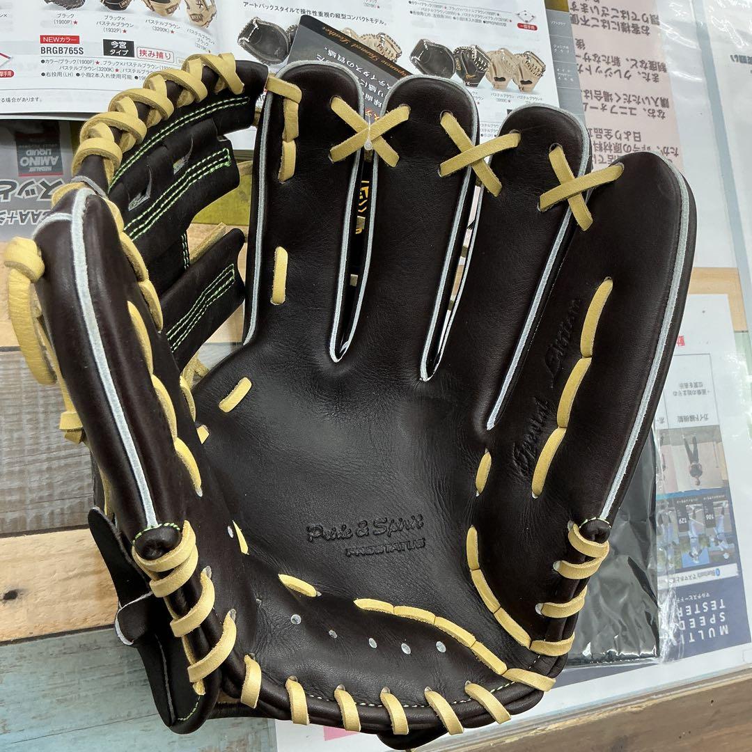 ゼットプロステイタスSE軟式野球グローブ　西武源田モデル