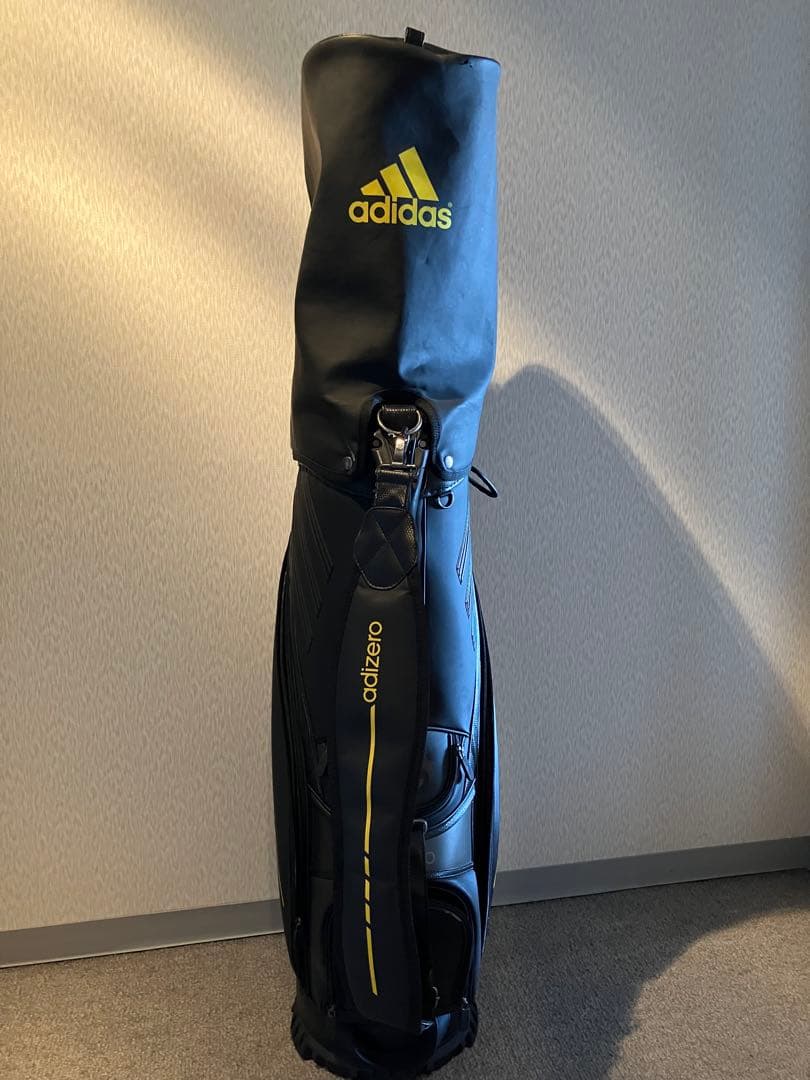 けけ　　adidas ゴルフバック