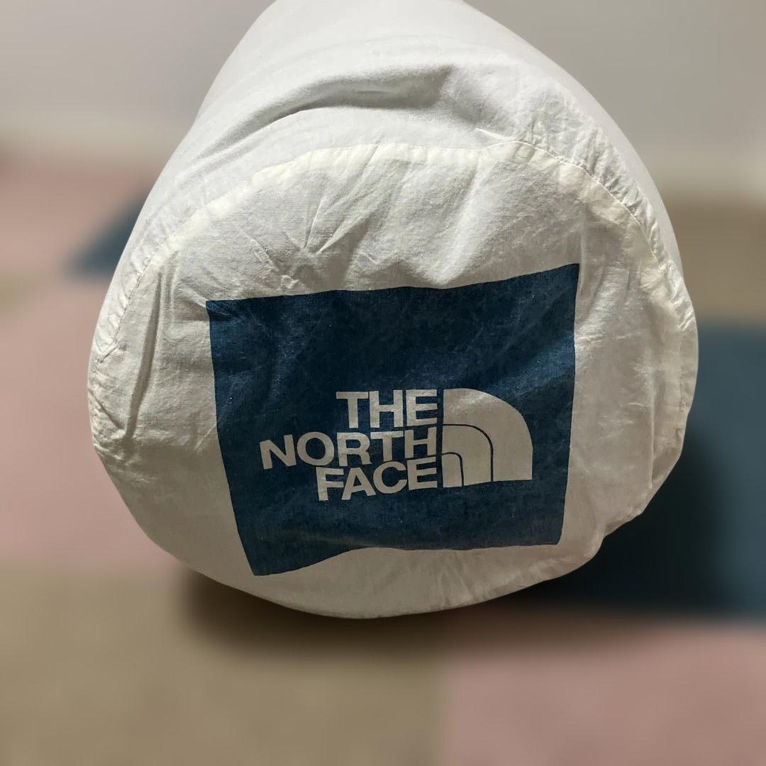 THE NORTH FACE 寝袋 青・黒 フード付き