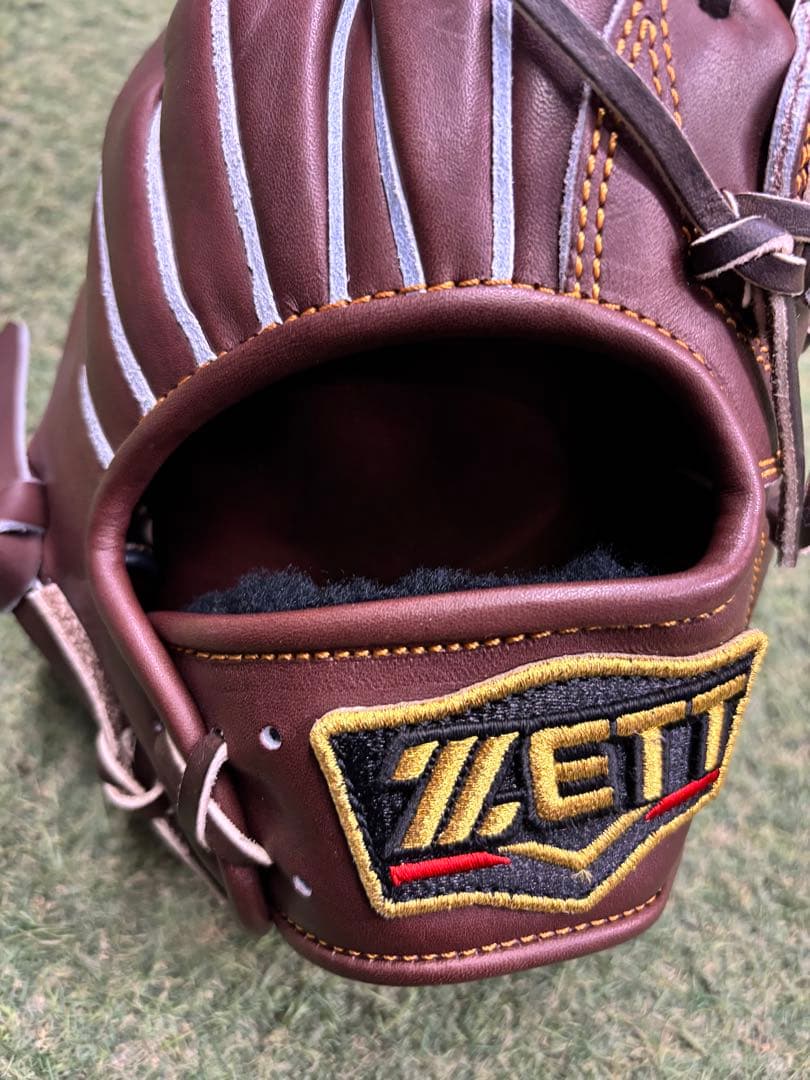 ZETT 硬式グローブ プロステイタス 外野手用