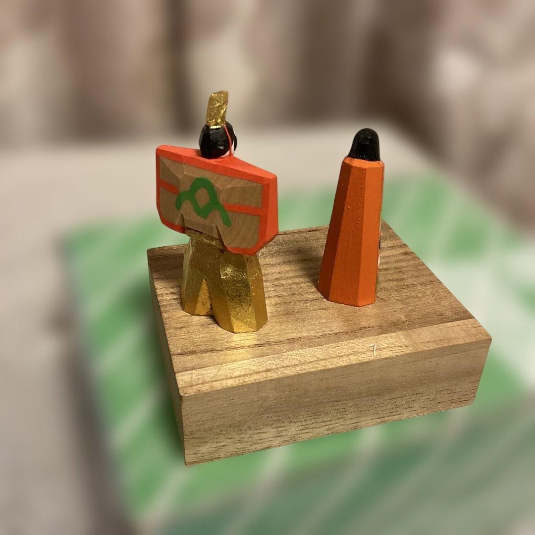 一刀彫　雛人形セット（専用箱付き）神泉作