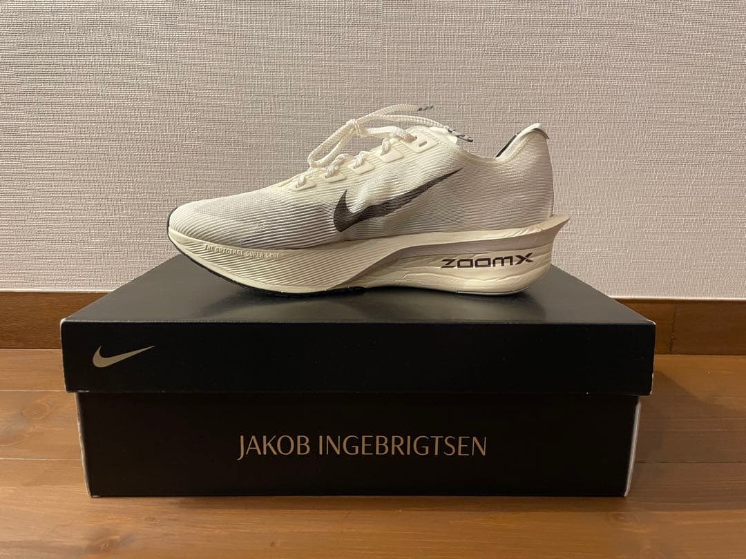 ナイキ ヴェイパーフライ 4 Jakob Ingebrigtsen 25.5cm