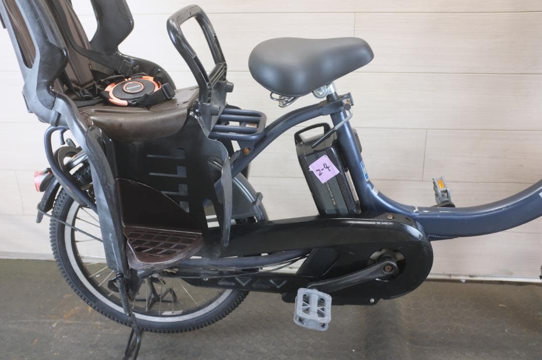 電動自転車ヤマハPAS　KISS　20インチ3段　8.7Ah（4点灯）充電器あり