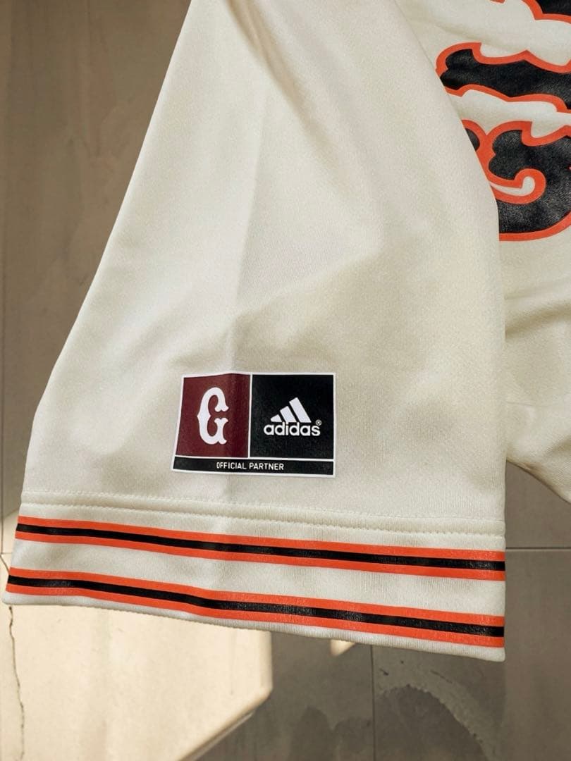 adidas 読売ジャイアンツ ベースボールシャツ クリーム L ユニフォーム