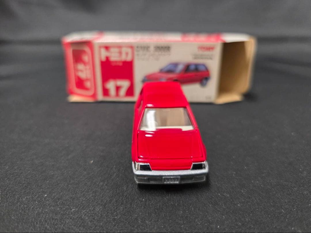 トミカ赤箱17ホンダ・シビック3ドア(日本製)
