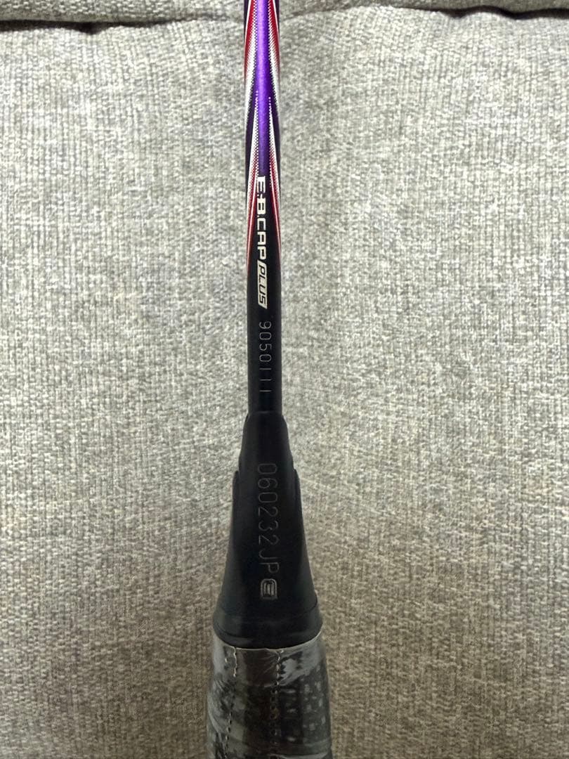 限定品YONEX アストロクス100zz BP 4UG5
