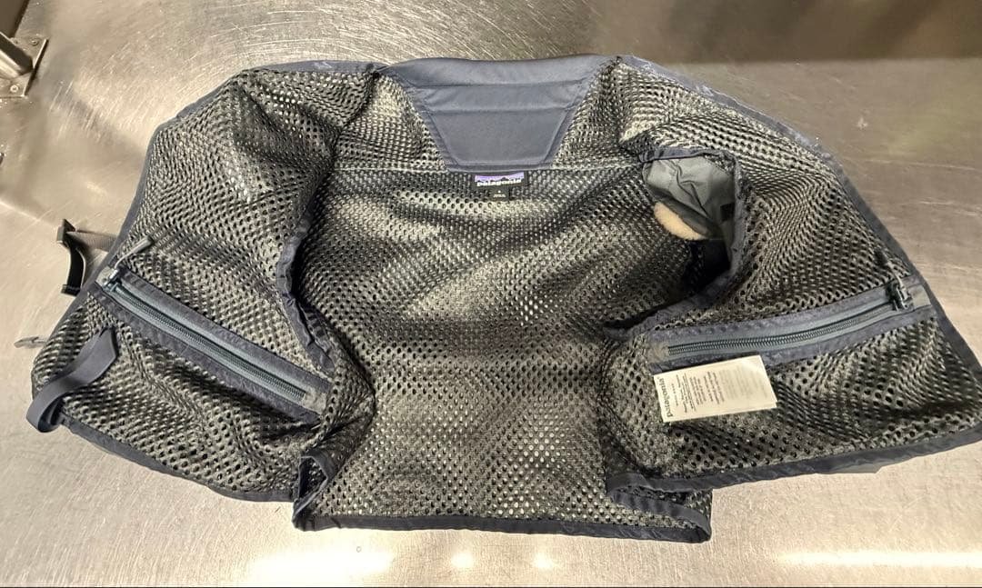 Patagonia フィッシングベスト S グレー　メッシュ