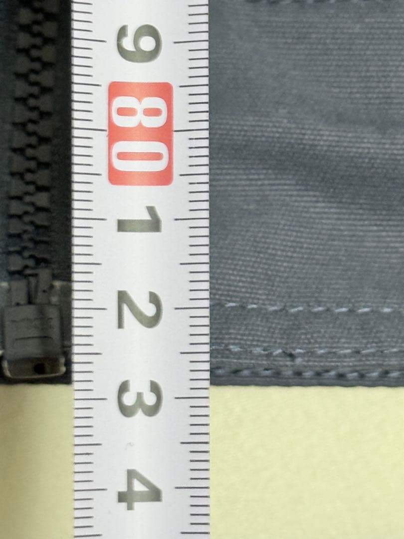 Burtonのジャケット　Ｌサイズ　新品未使用