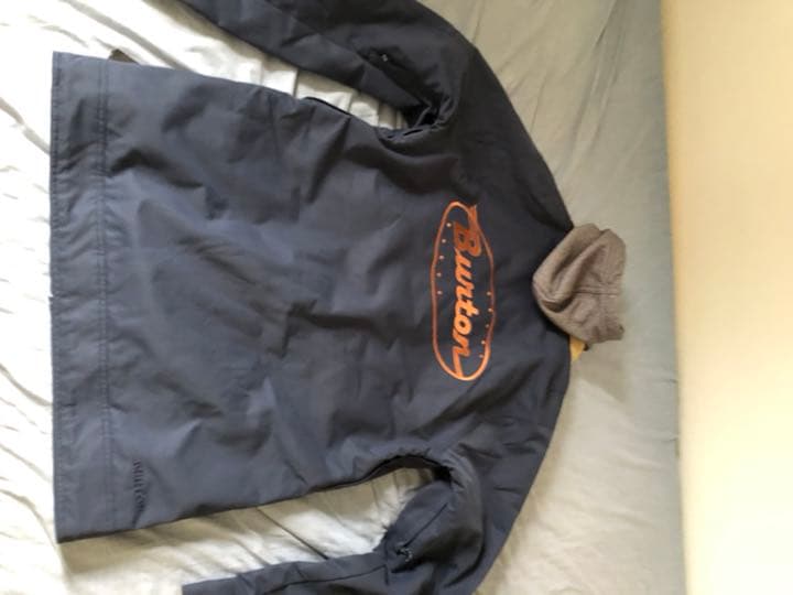 Burtonのジャケット　Ｌサイズ　新品未使用