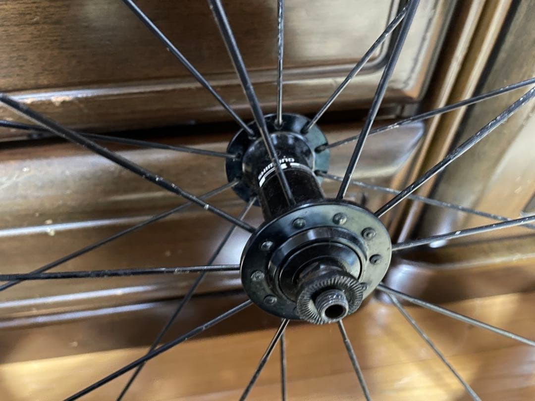 SHIMANO WH-RS010クリンチャー105スプロケット付き