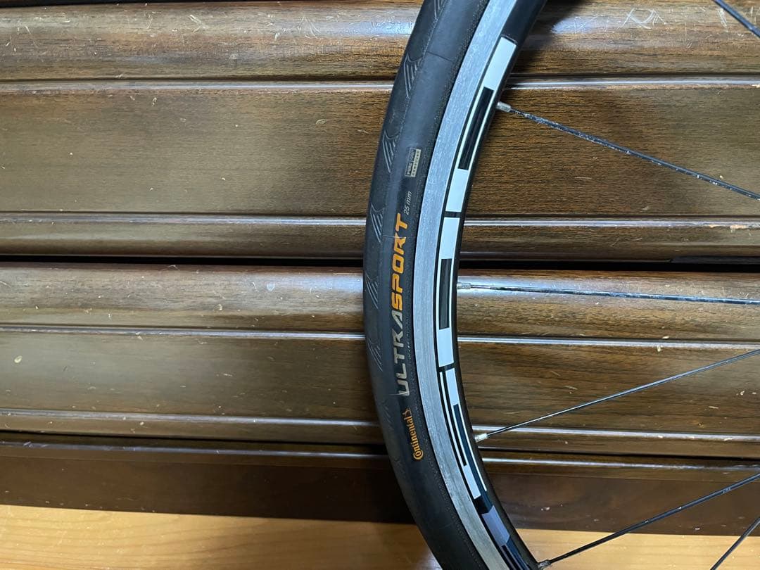 SHIMANO WH-RS010クリンチャー105スプロケット付き