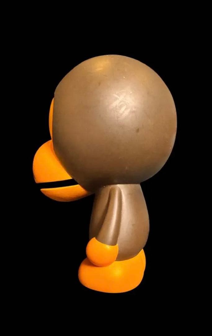 A BATHING APE BABY MILO フィギュア型貯金箱