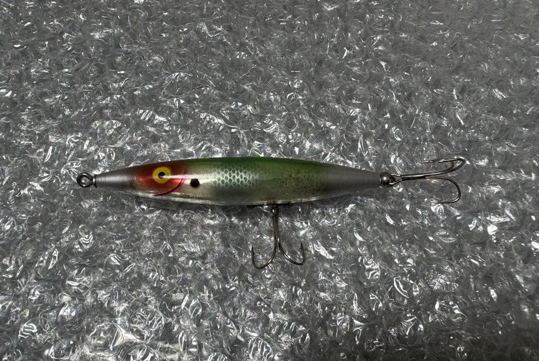 オールドヘドン　ダイイングクイーバー　レアカラー　イエローアイ　HEDDON