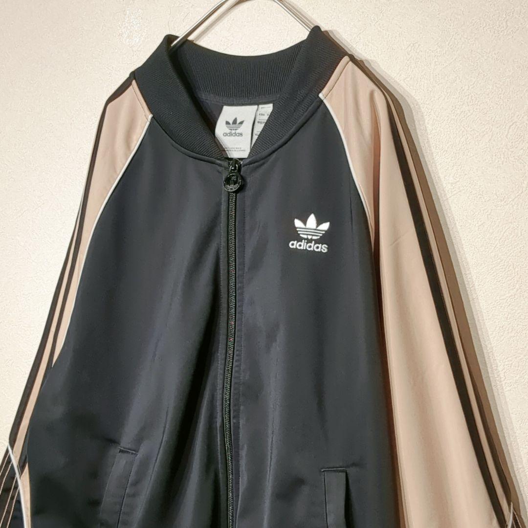 adidasジャージ トラックジャケット上下セットアップ 黒/ベージュ 3ライン