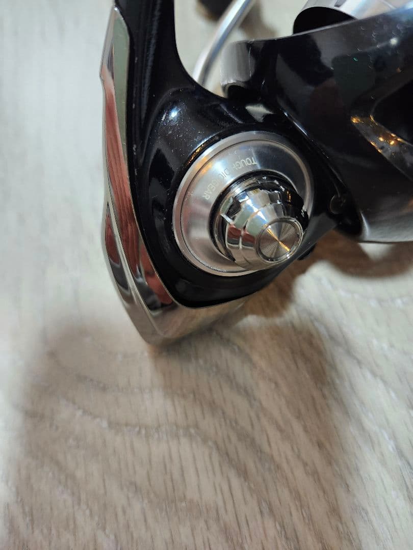ダイワ23 LEXA LT4000-CXH スピニングリール レグザ（ジャンク）