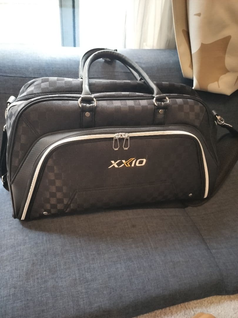 ボストンバッグダンロップ ゼクシオ　XXIO　GGB-X145　新品ボールおまけ