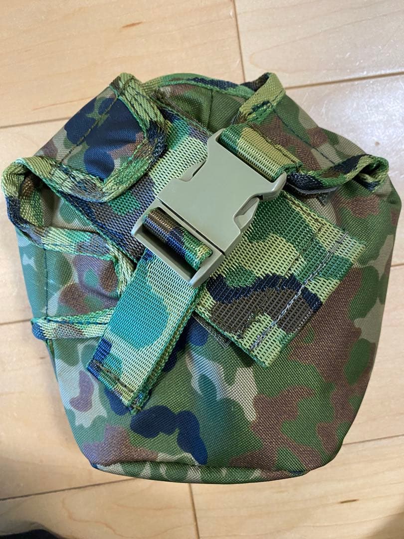 陸上自衛隊 精巧複製品　水筒覆い　戦闘水筒　水陸機動団　複製　陸自迷彩
