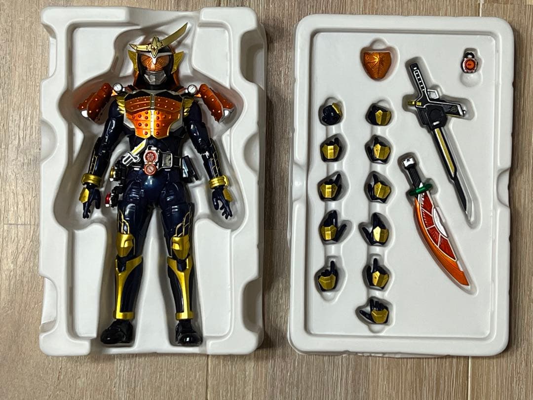 真骨彫　鎧武　オレンジアームズ