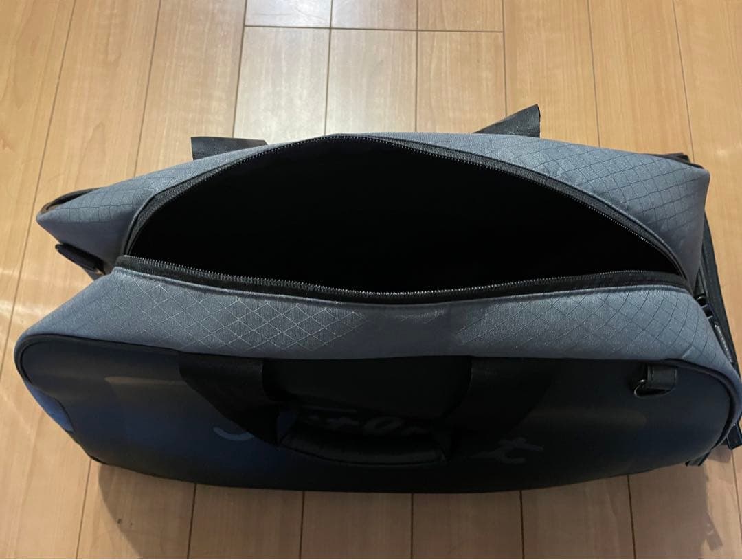 Titleist(タイトリスト)　ボストンバッグ　黒 グレー