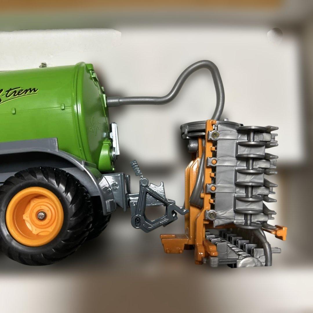 siku シク SK2270　バキュームタンカー SK2270 1/32スケール