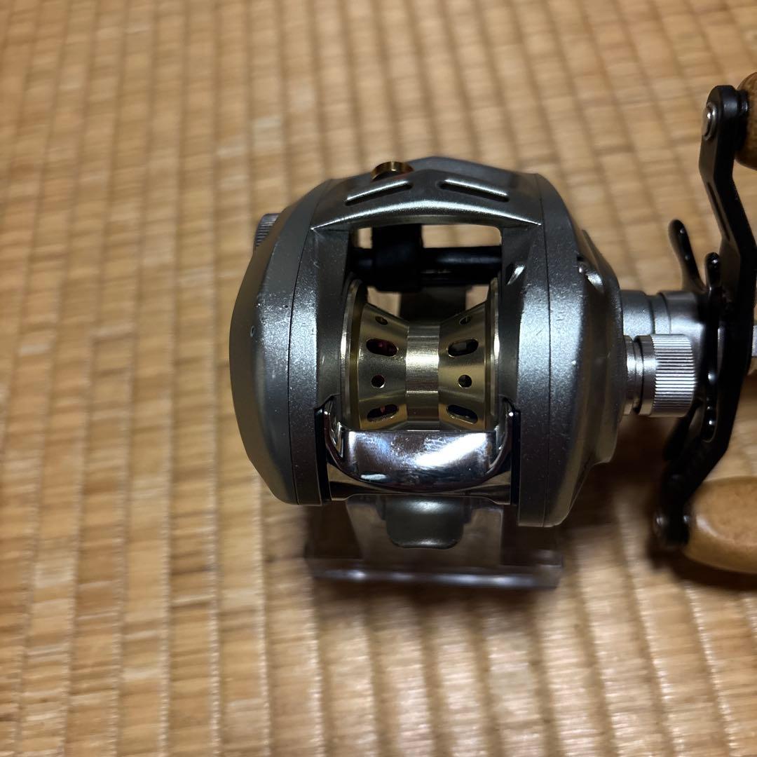 Daiwa アルファスRエディション103 ベイトリール
