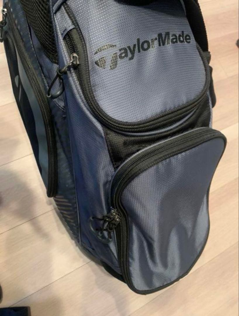 TaylorMade スタンドバッグ グレー