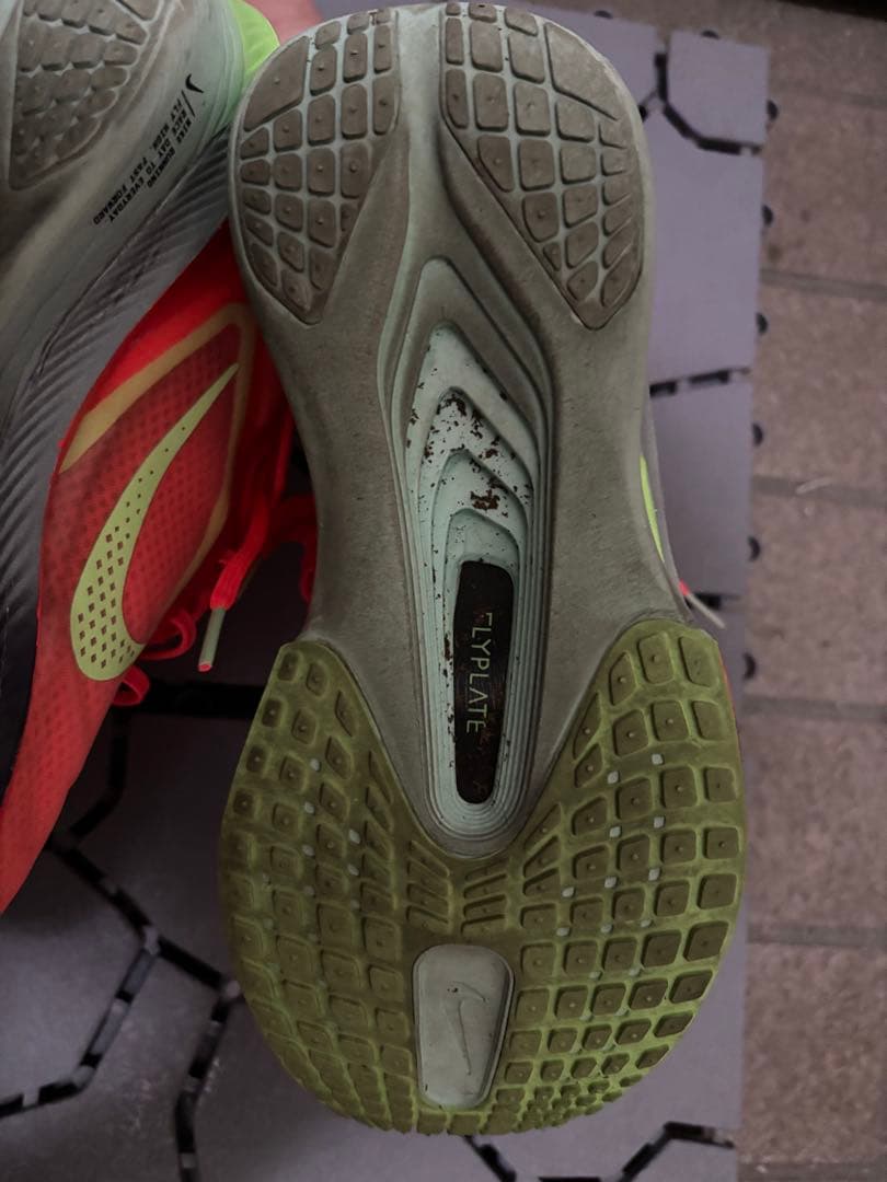 【限定値下げ　3/29】NIKE ズームフライ6 ZOOM FLY6 25.5