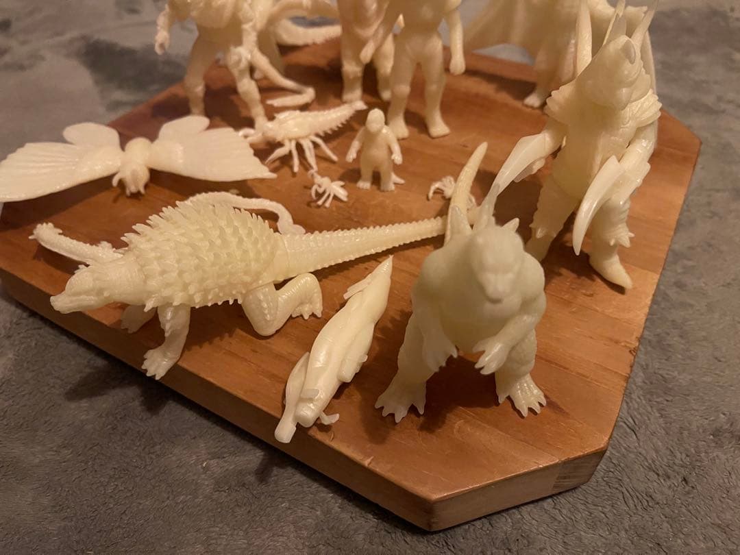 HMV限定 ゴジラフィナルウォーズ　蓄光フィギュアセット