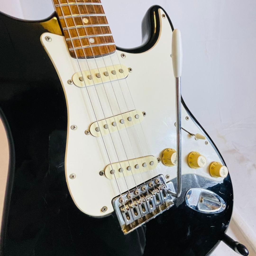 fender スクワイア SQUIER Bullet Strat　エレキギター