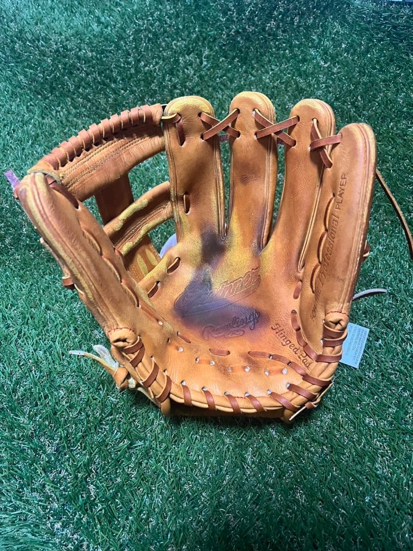 ローリングス　硬式内野用グローブ