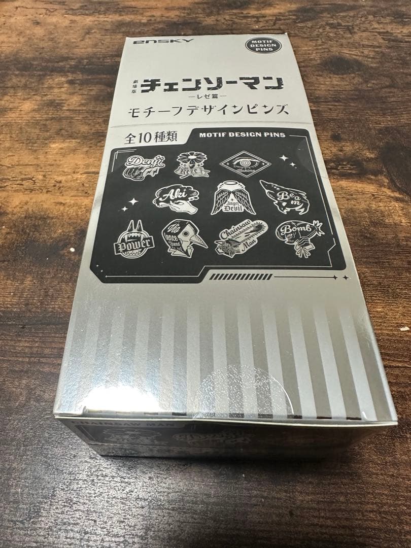 チェンソーマン　レゼ編　モチーフデザインピンズ　ピンバッジ　全10種　Box