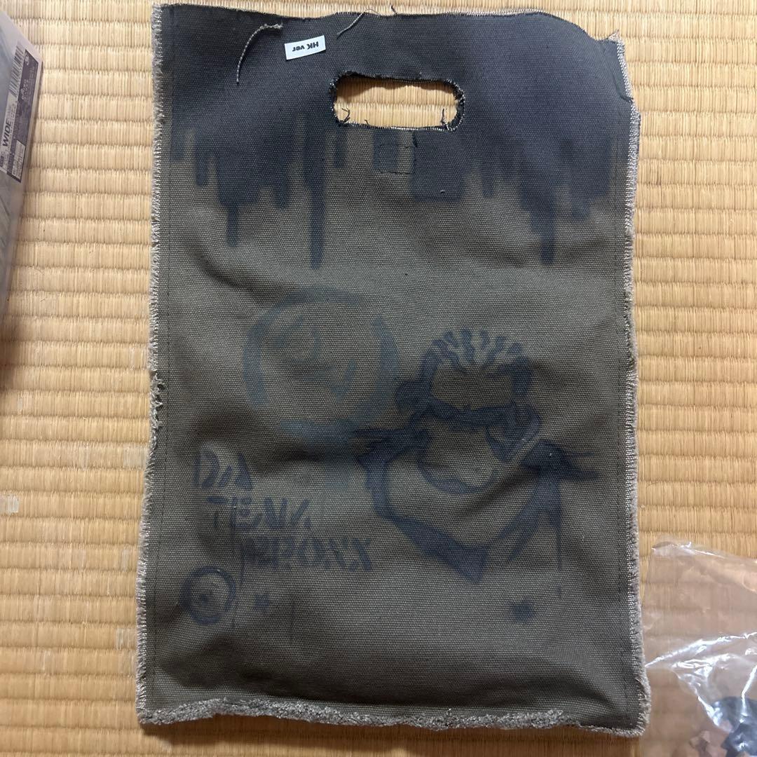  Bronx フィギュア Tim Tsangデザイン