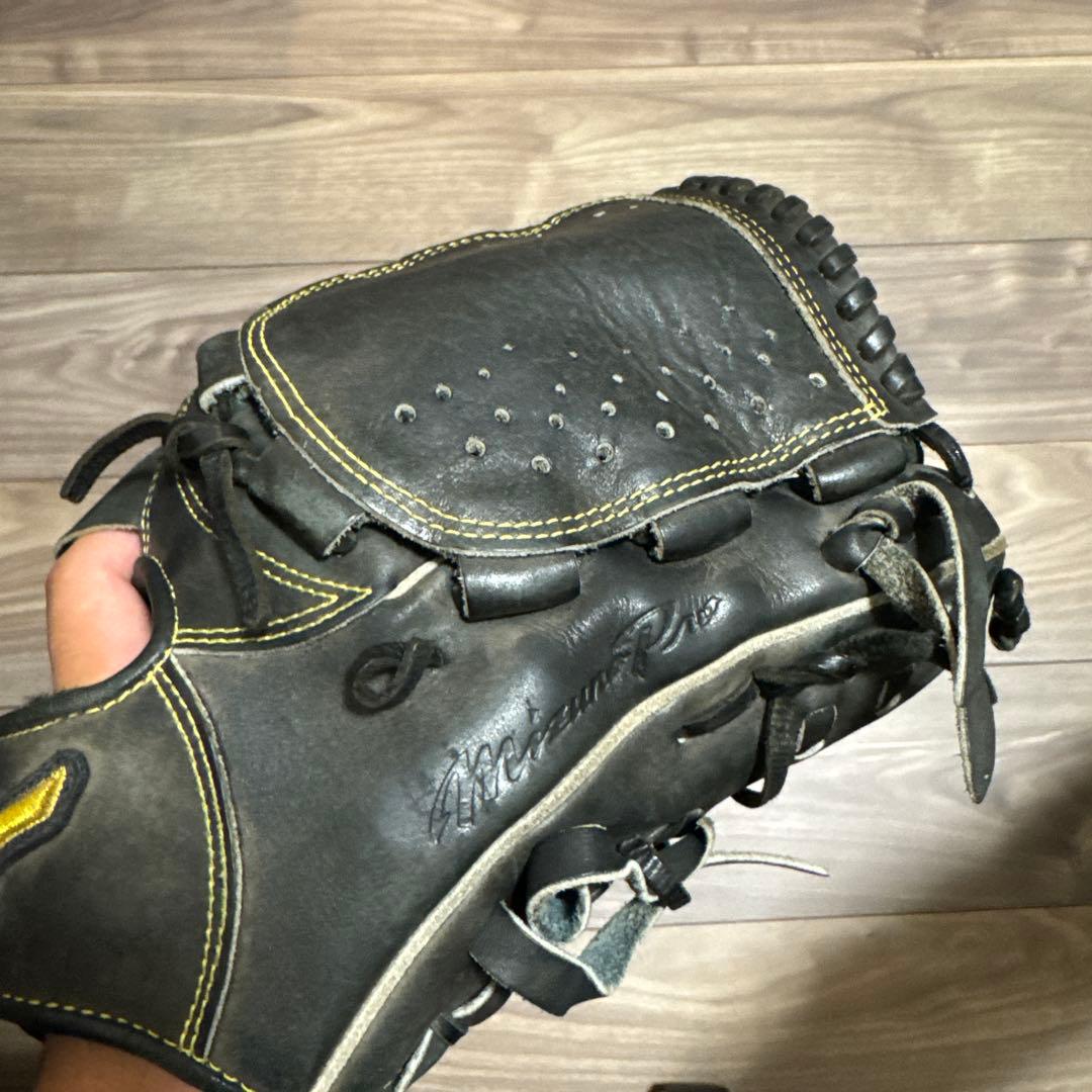 Mizuno Pro 硬式野球グローブ 投手用 右投げ用 ブラック