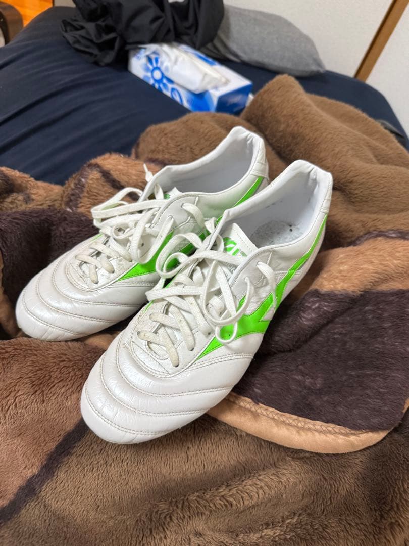 ミズノモレリアサッカースパイク27.5cm値下げ可能