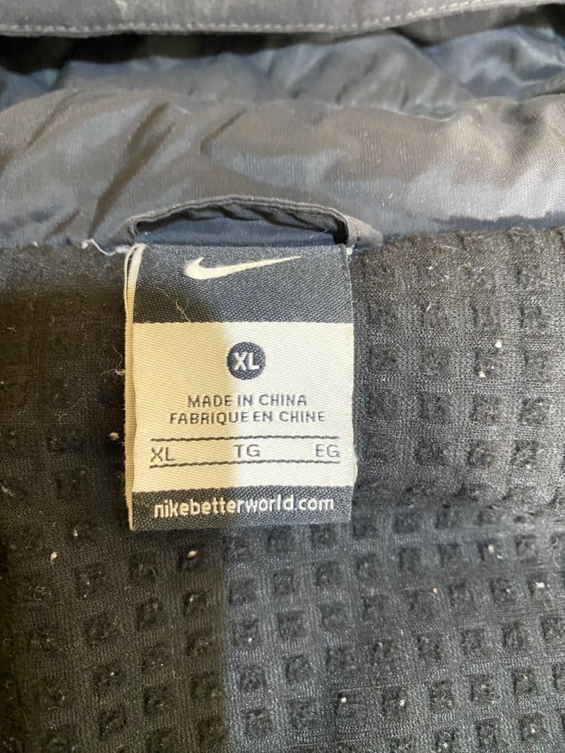 R ∞　Nike NFTB ベンチコート 黒　XLサイズ　廃盤モデル
