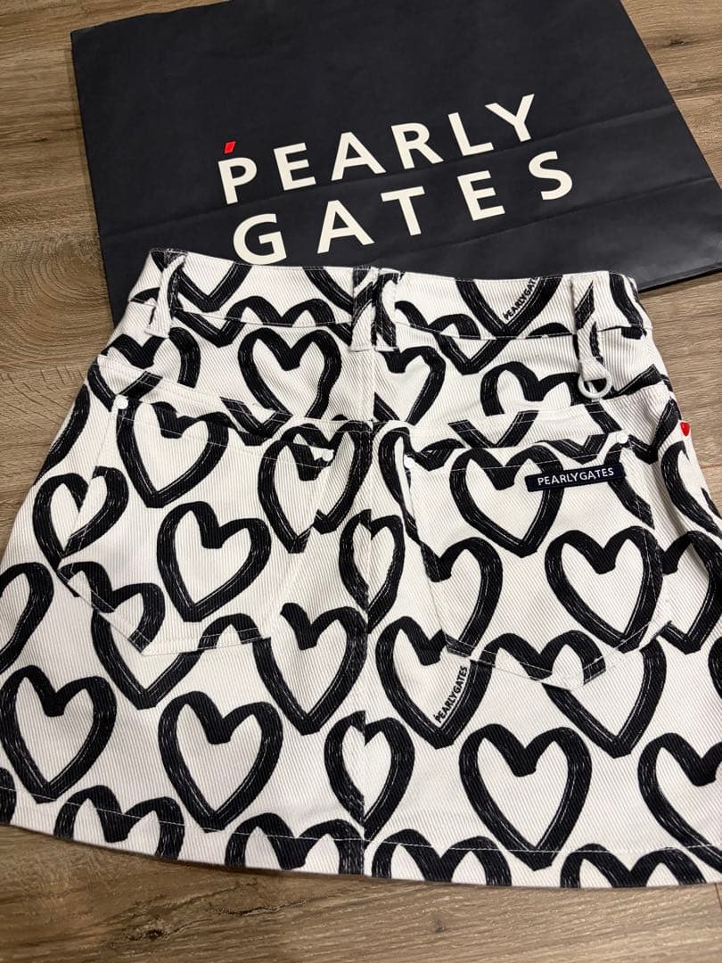 PEARLY GATES ハート柄スカートとキャップセット