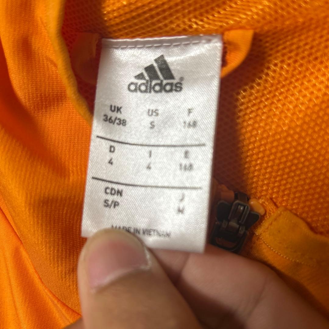 adidas Real Madrid フード付きジャケット