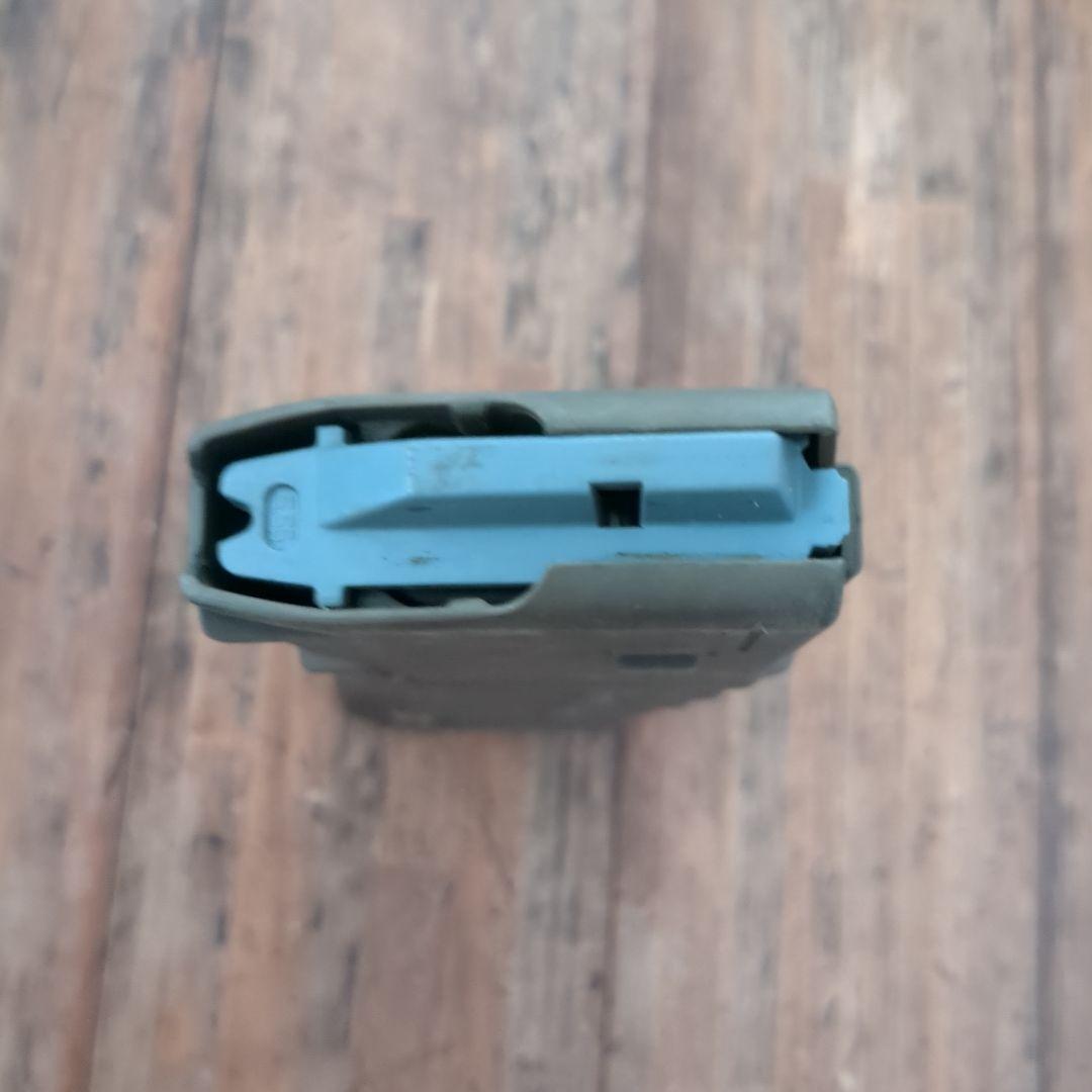 米軍　MAGPUL PMAG M4 両窓　5.56mm 30連 マガジン　⑦