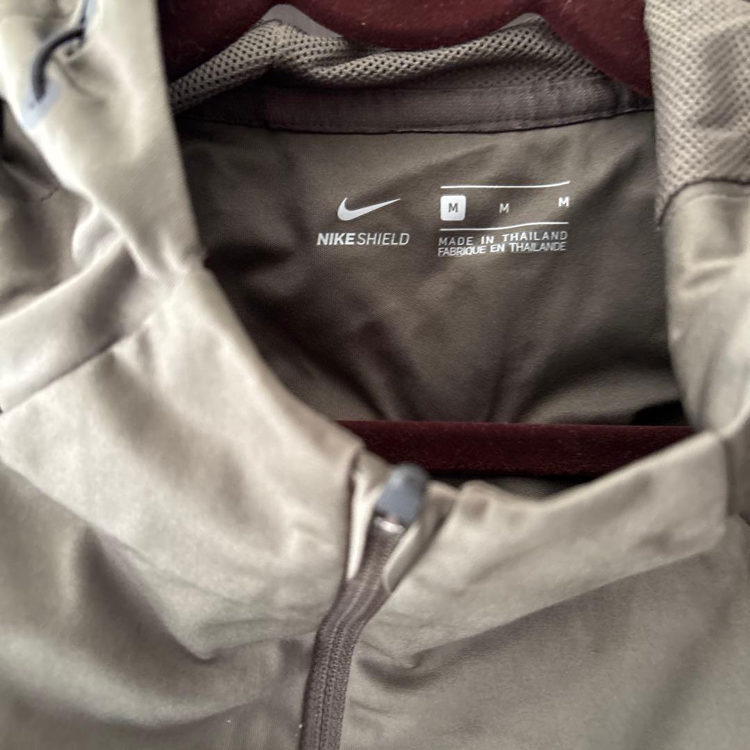 Nike Shield ウィンドブレーカー Mサイズ　Lサイズ