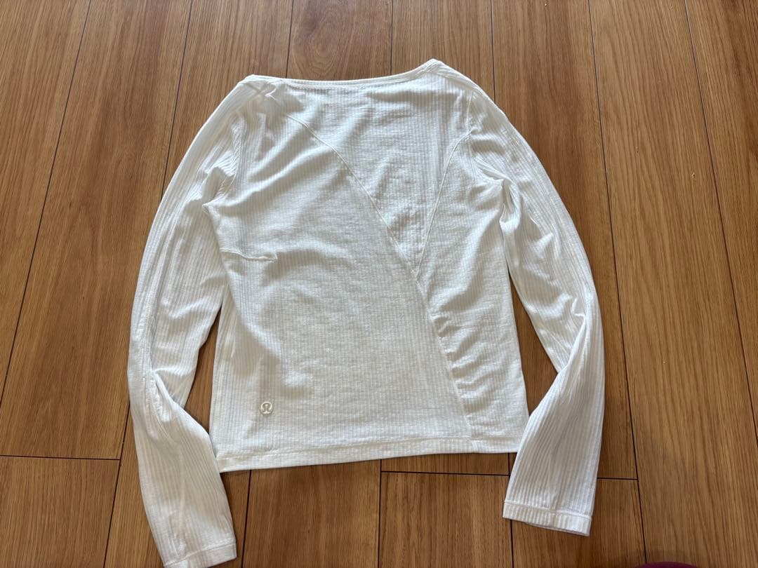 lululemon 長袖シャツ L 透け感 速乾