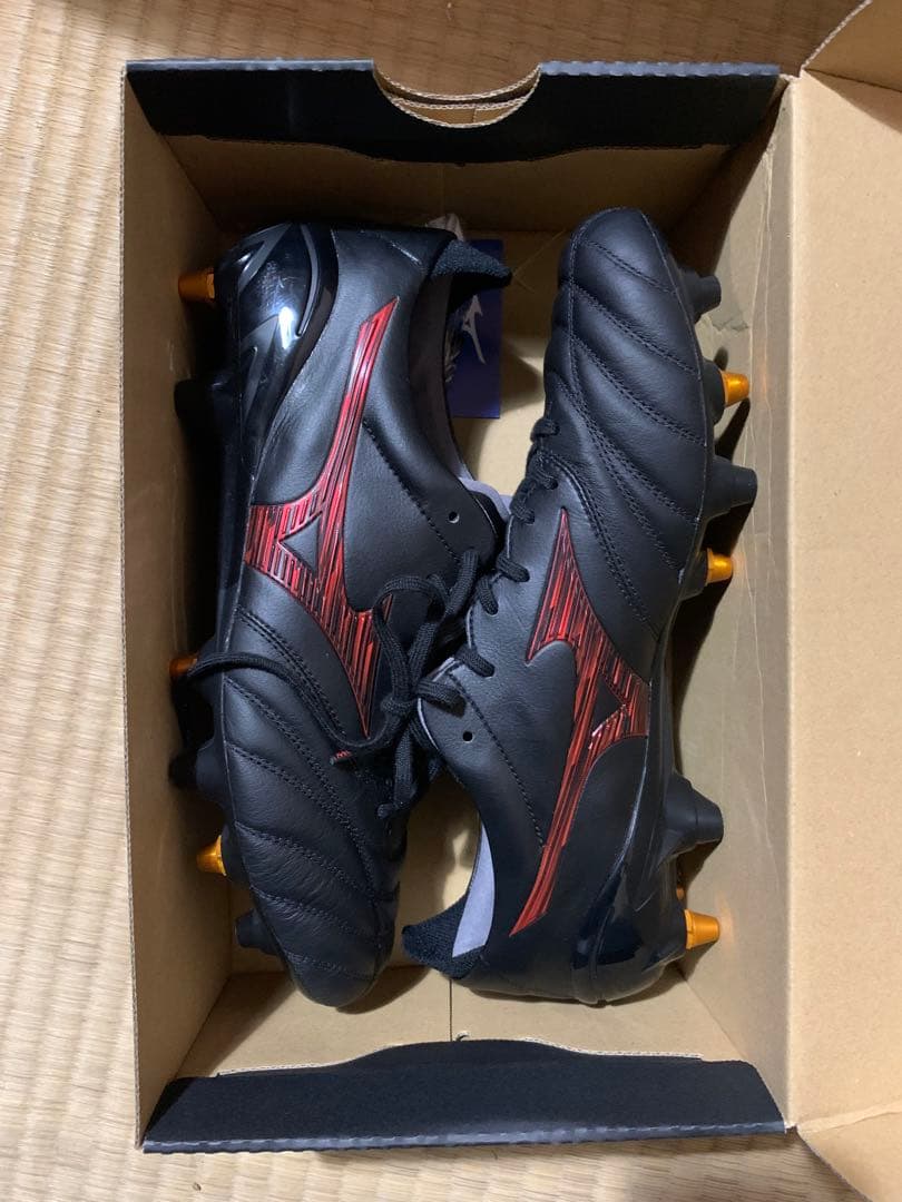 Mizuno MORELIA NEO 4 ブラックカラー (ポイント取り換え式)