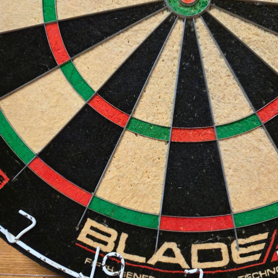 【ちぇけぽい様】WINMAU BLADE 5 DUAL CORE ダーツボード