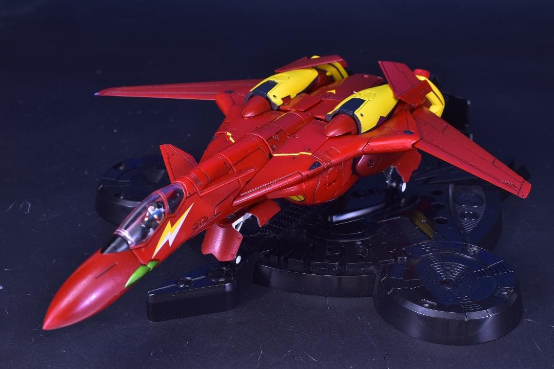 中古 HI-L VF-19改 ファイヤーバルキリー&オプションパーツ2点