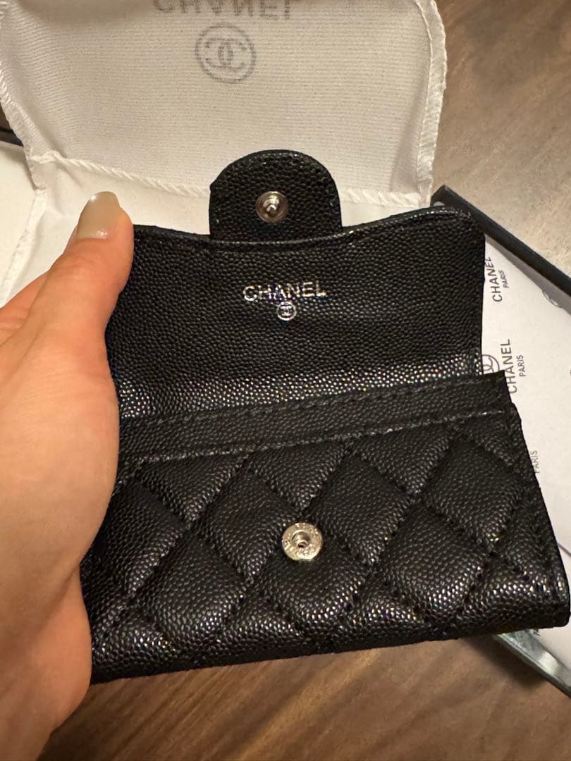 CHANELノベルティキャビアスキンコンパクト財布