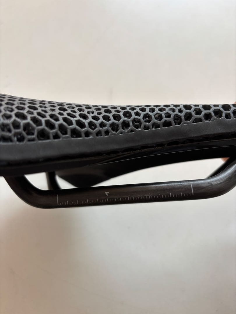 fi’zi:k VENTO ANTARES R1 ADAPTIVE 140mm