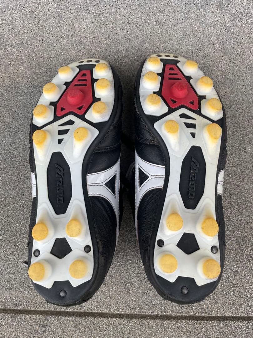 【美品】MIZUNOモレリア2 23.0cm