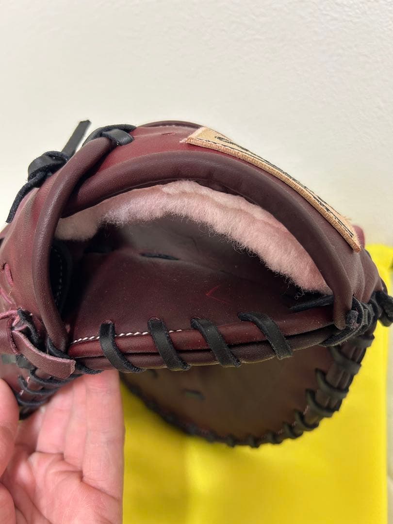 ローリングス硬式ファーストミット左投げ